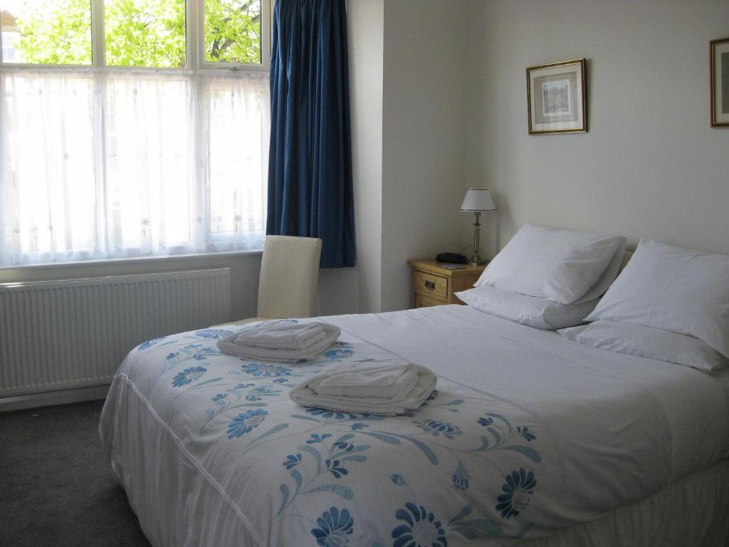 Arden Way Guesthouse Στράτφορντ απόν Έιβον Δωμάτιο φωτογραφία